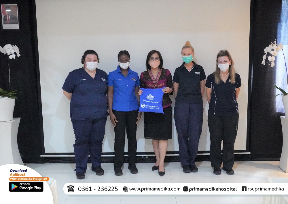 Prima Medika General Hospital received another visit from students of Charles Darwin University